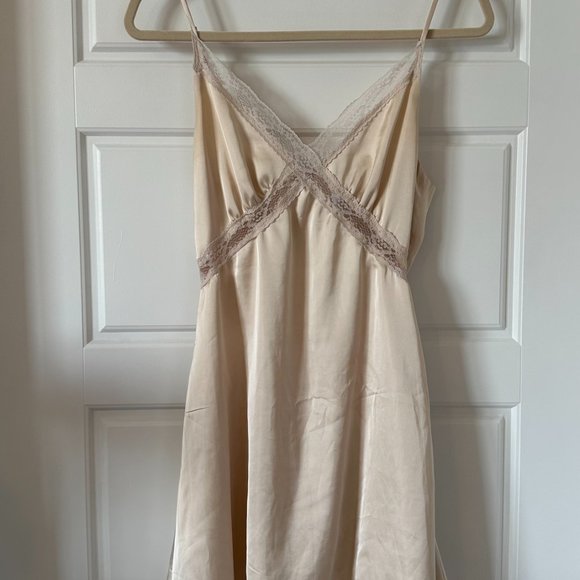 AZARLIAH MINI DRESS CHAMPAGNE - Picture 5 of 7